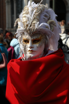 impression of the venetian carnival