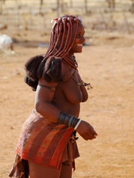 smiling Himba